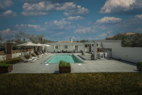 Deifilia Villa & Apartment